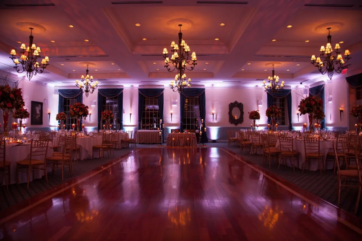 Dyker Beach Golf Course Catering Hall - wedding venue in Brooklyn, NY