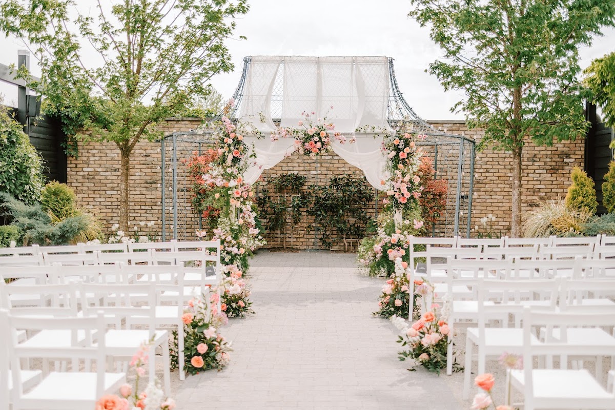 Terrain Gardens - wedding venue in Devon, PA
