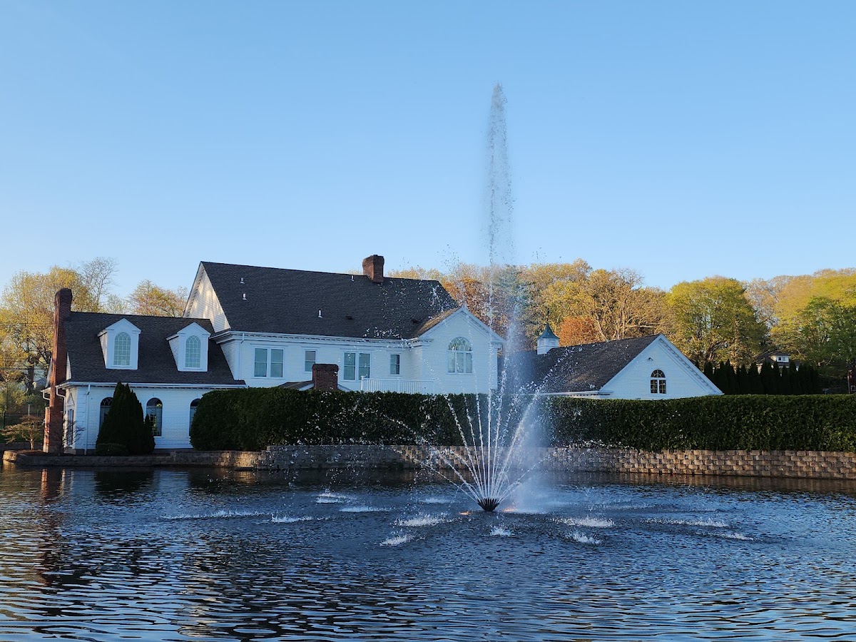 Aqua Turf Club - wedding venue in Southington, CT
