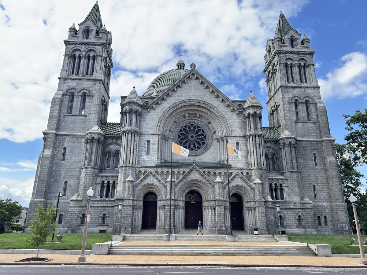 Cathedral Basilica - wedding venue in St. Louis, MO