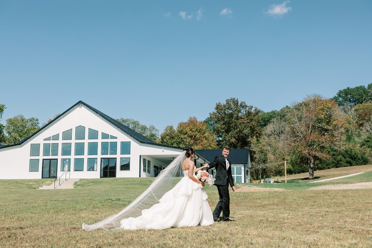 Five Palms - wedding venue in Bethpage, TN
