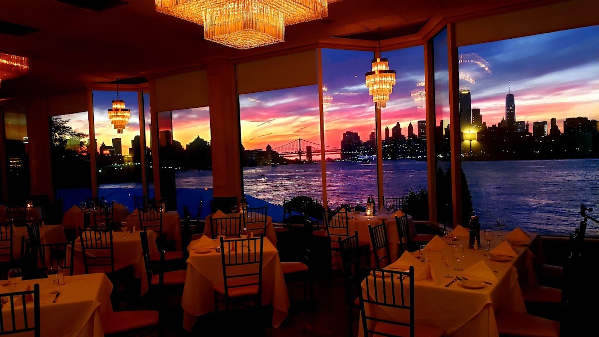 Giando on the Water - wedding venue in Brooklyn, NY