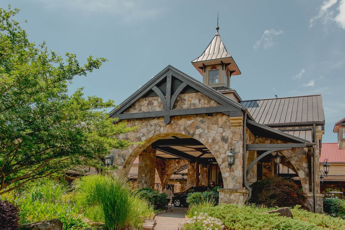 Lanier Islands Legacy Lodge - wedding venue in Buford, GA