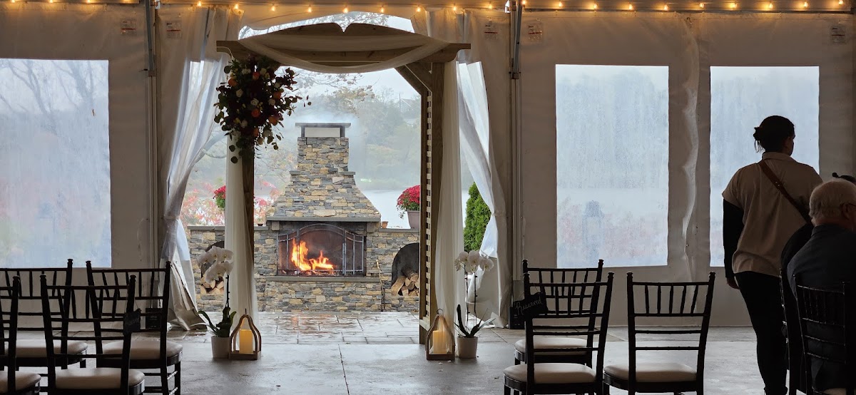 Plimoth Patuxet Museums (Peabody Pavilion) - wedding venue in Plymouth, MA