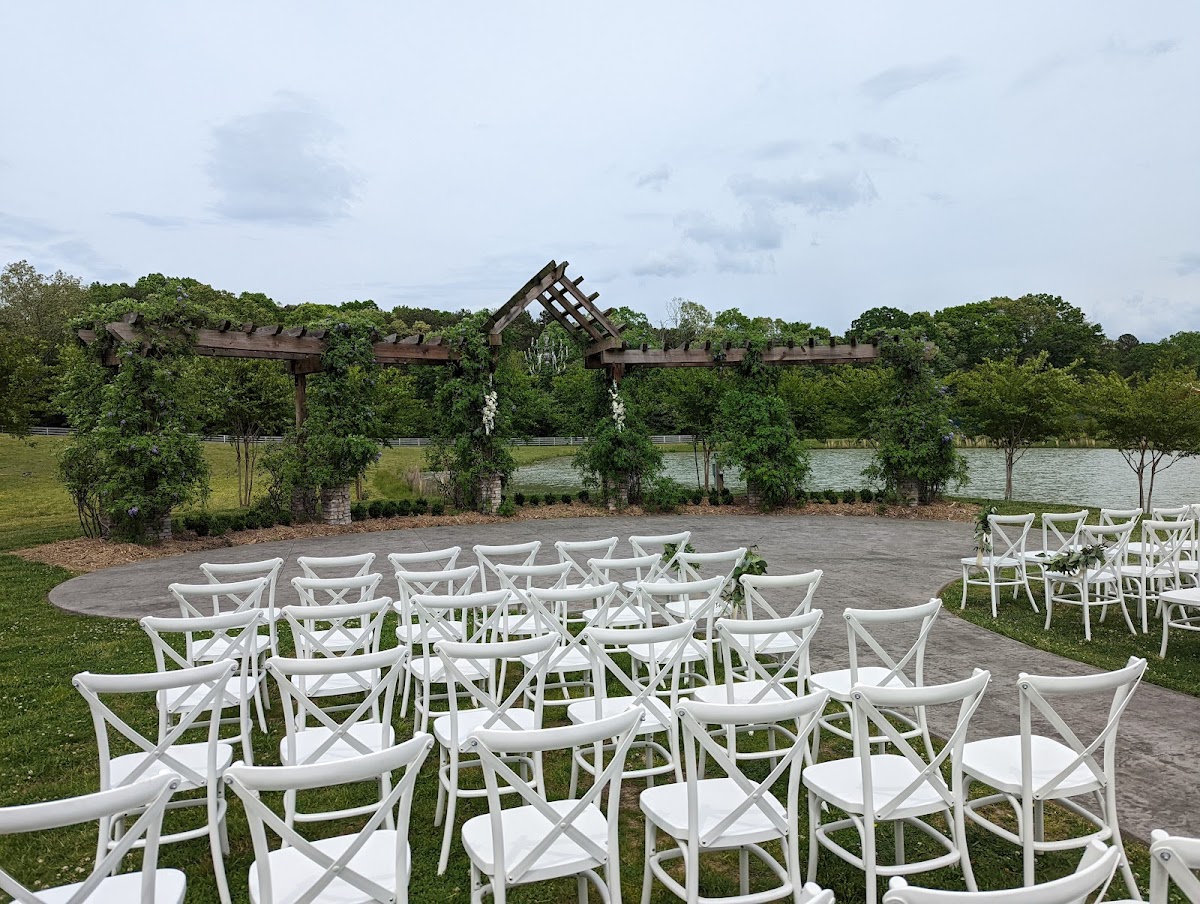 The Apple Barn at Howe Farms - wedding venue in Georgetown, TN