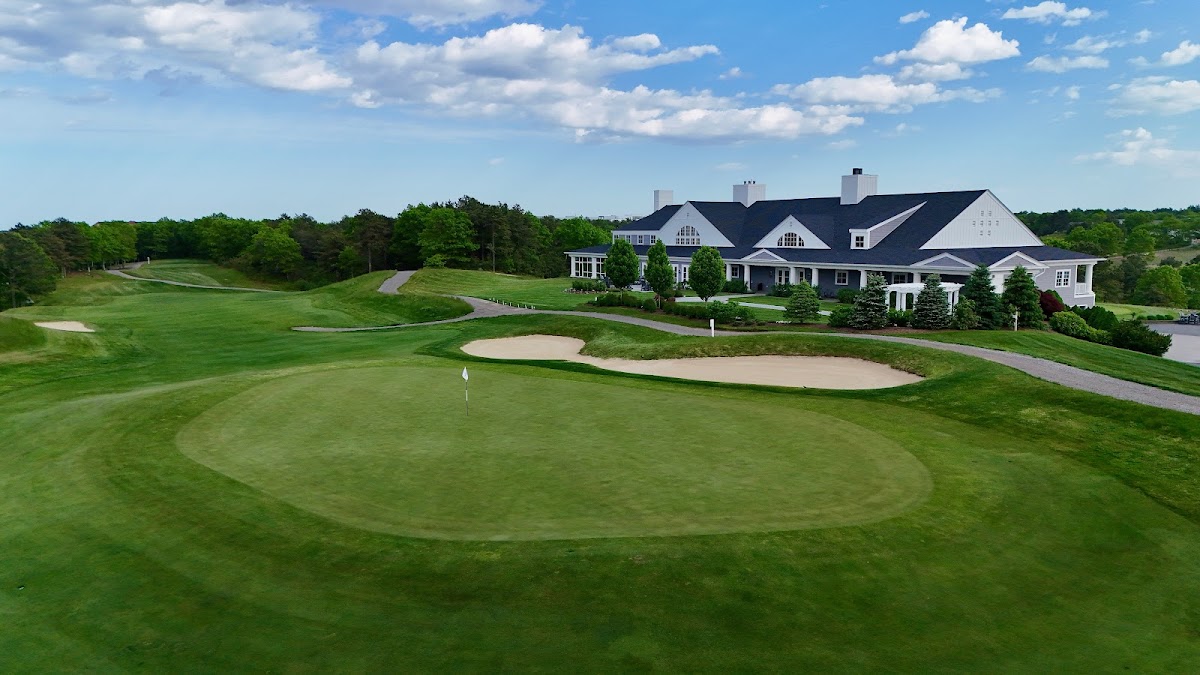 Waverly Oaks Golf Club - wedding venue in Plymouth, MA
